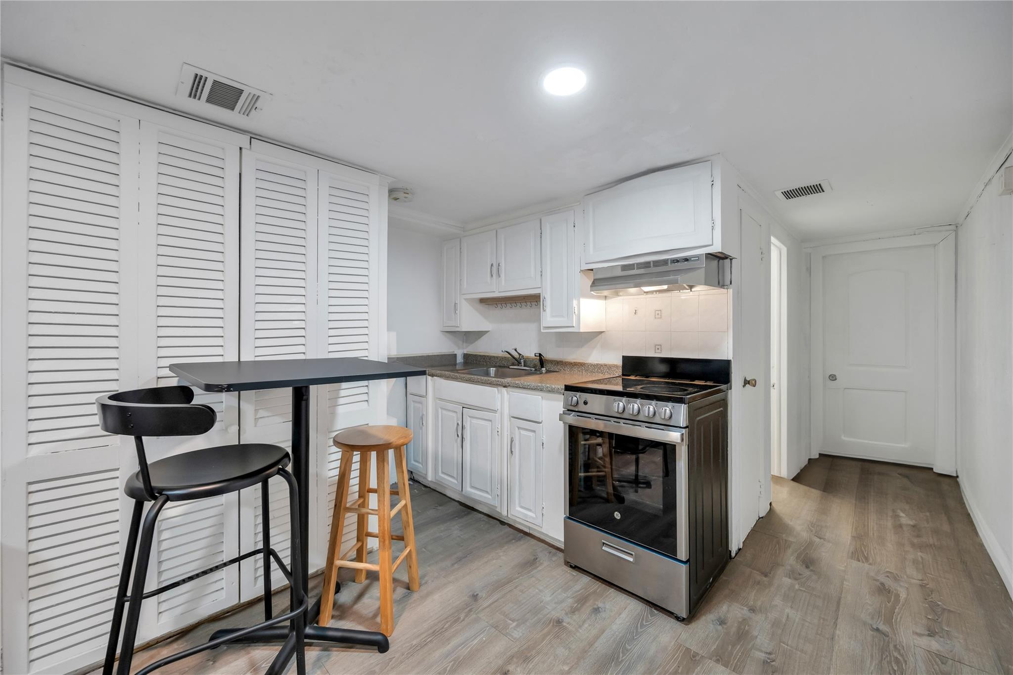 448 Chelsea Avenue, West Babylon, NY 11704