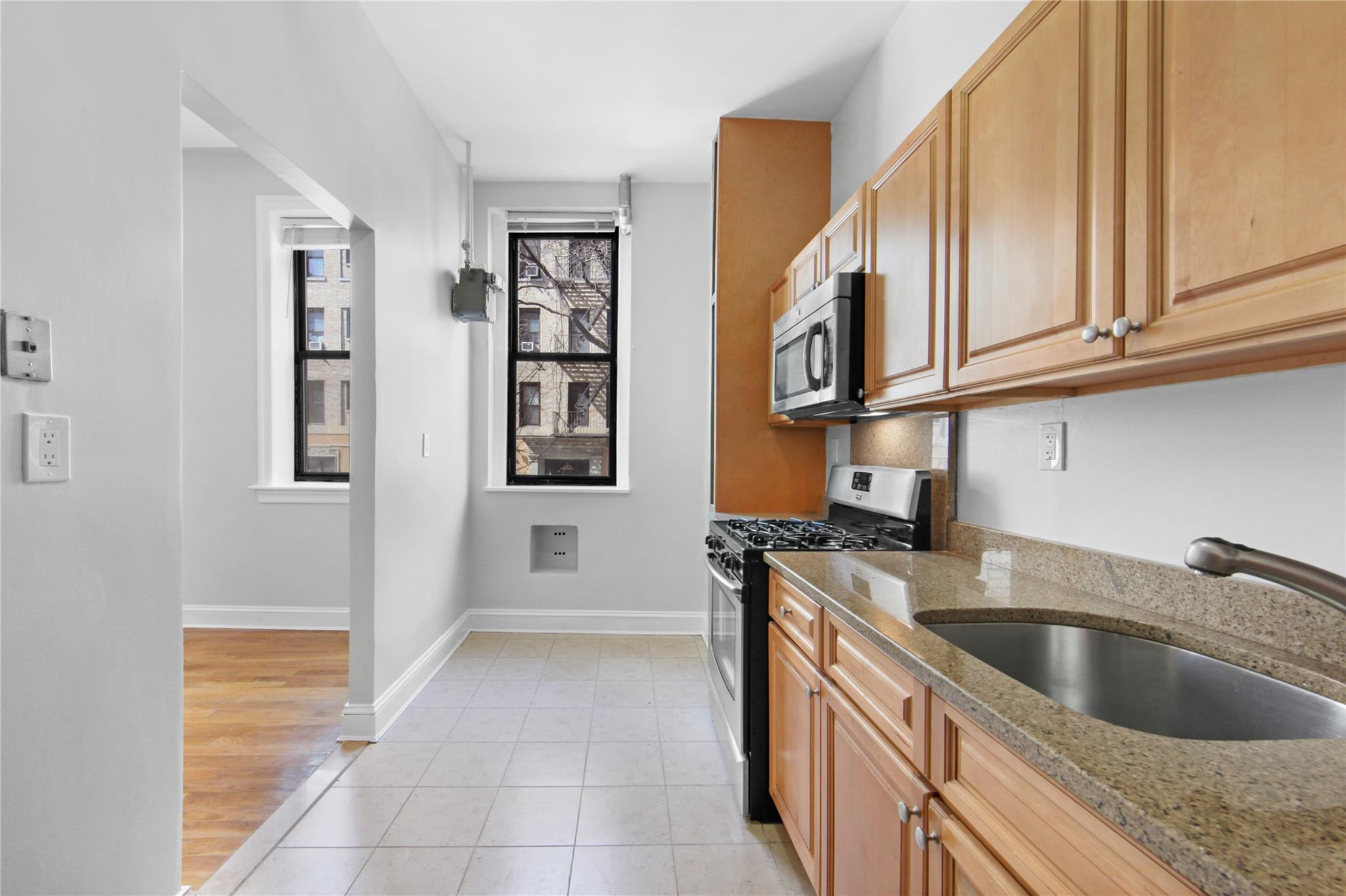 359 Ft. Washington Avenue # 1 B, New York (Manhattan), NY 10033