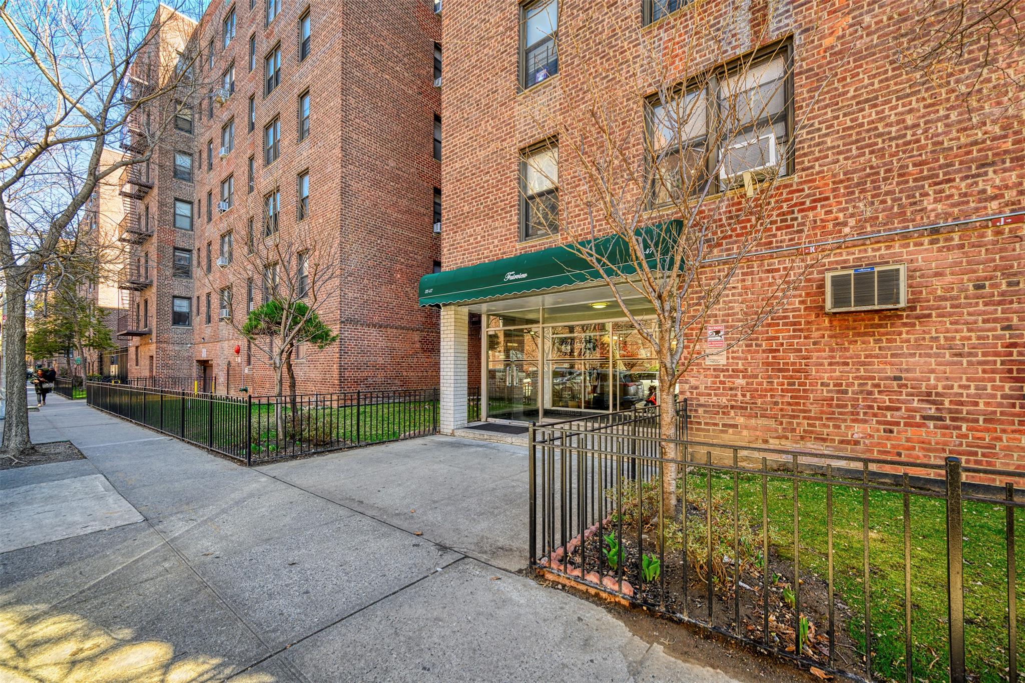 33-47 91st. Street # 3H, Jackson Heights, NY 11372