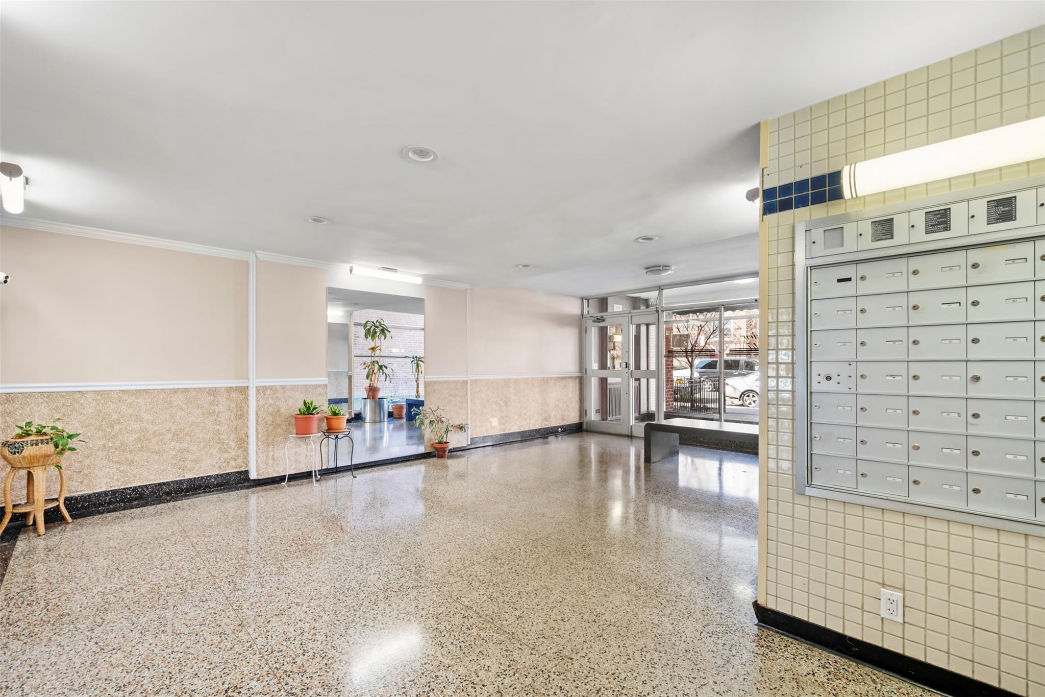 33-47 91st. Street # 3H, Jackson Heights, NY 11372