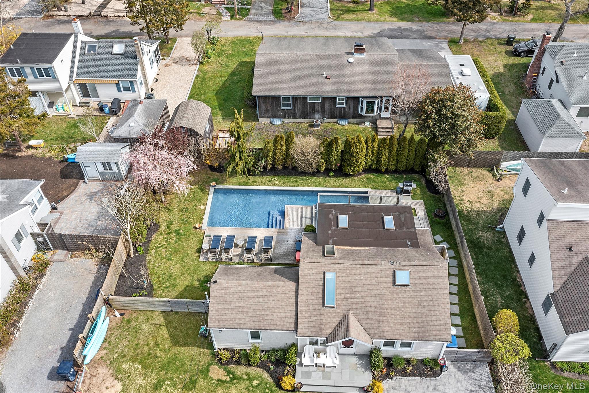 8 Elder Avenue, Hampton Bays, NY 11946