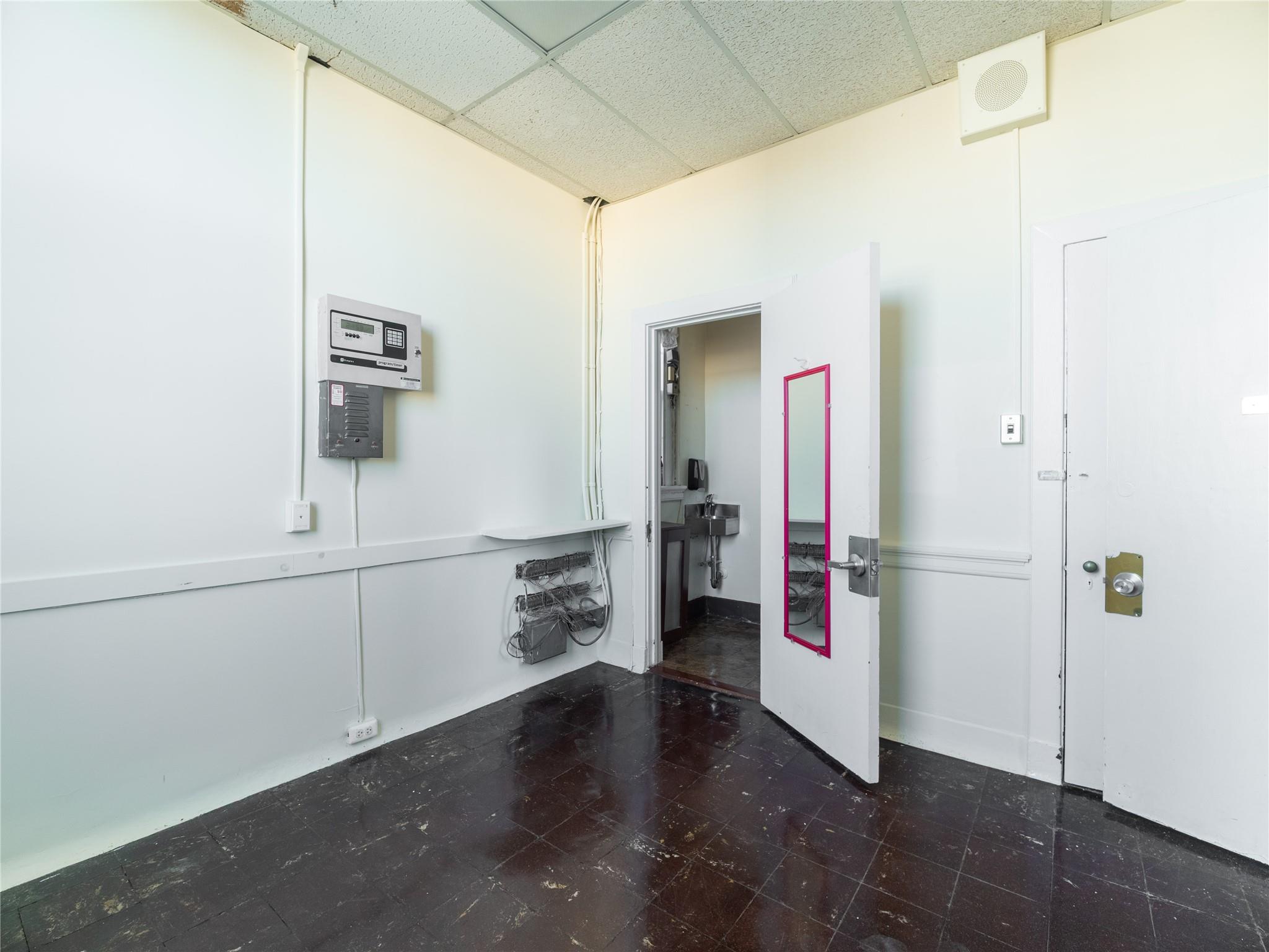 18 Central Avenue, Port Chester, NY 10573