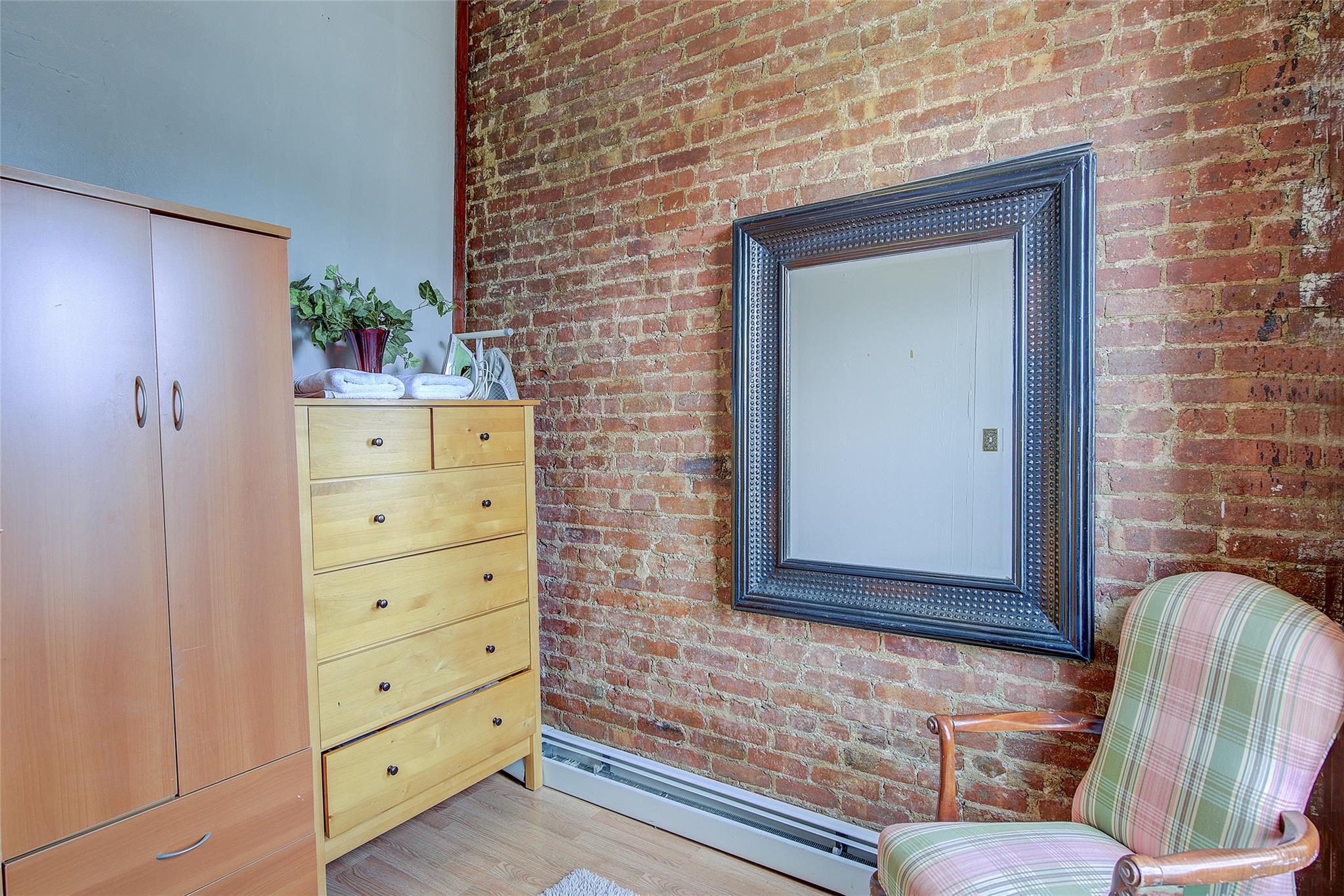 283 Montauk Avenue, Brooklyn, NY 11208