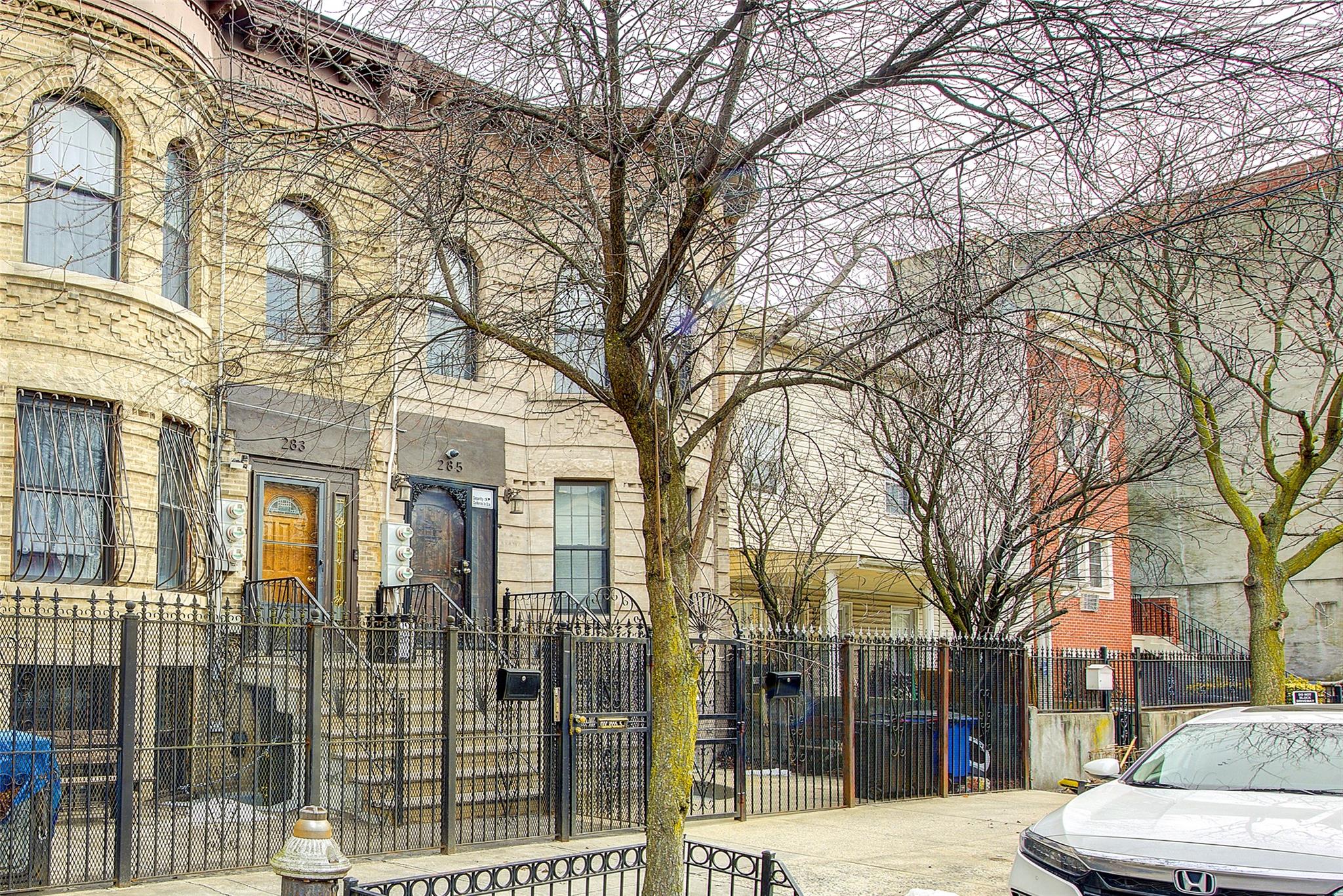 283 Montauk Avenue, Brooklyn, NY 11208