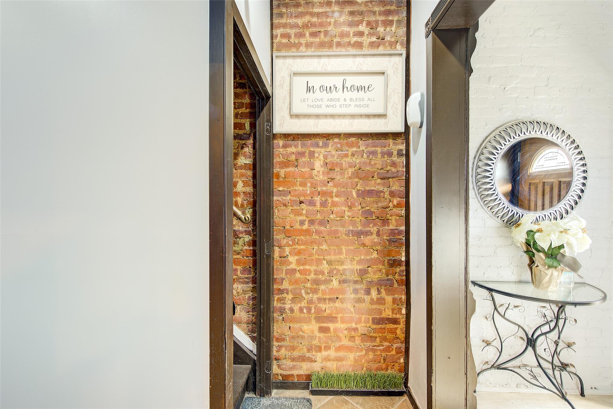 283 Montauk Avenue, Brooklyn, NY 11208