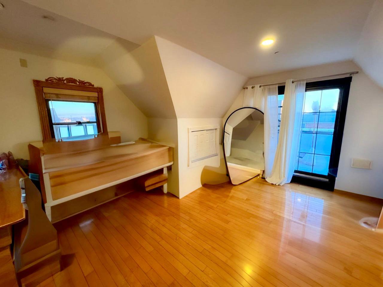 125-19 14th Avenue, College Point, NY 11356