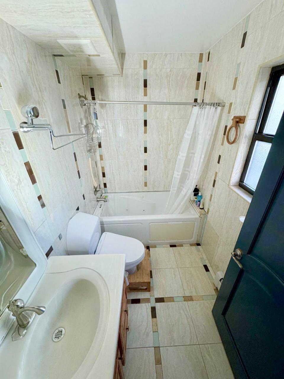 125-19 14th Avenue, College Point, NY 11356