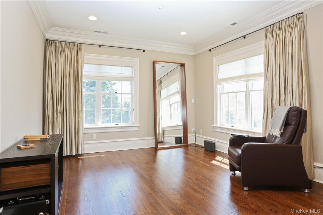 6 Katsura Drive, Purchase, NY 10577