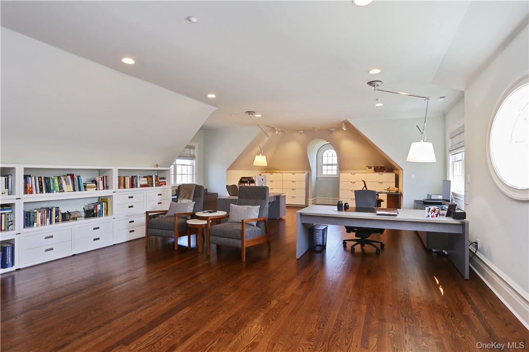 6 Katsura Drive, Purchase, NY 10577