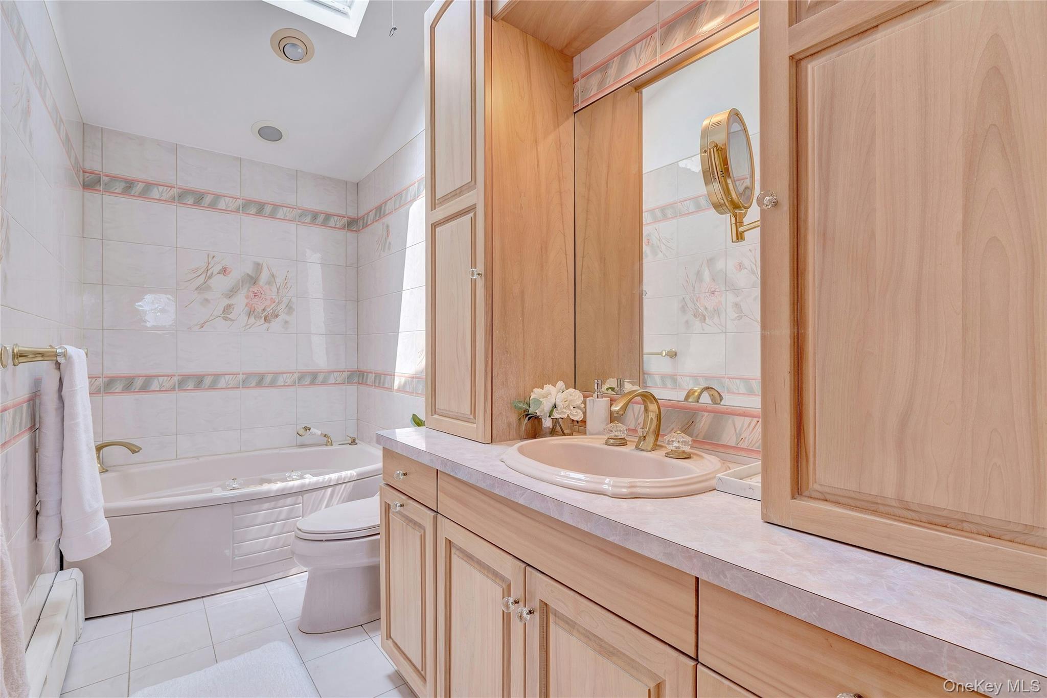 48 Crows Nest Drive, Baiting Hollow, NY 11901