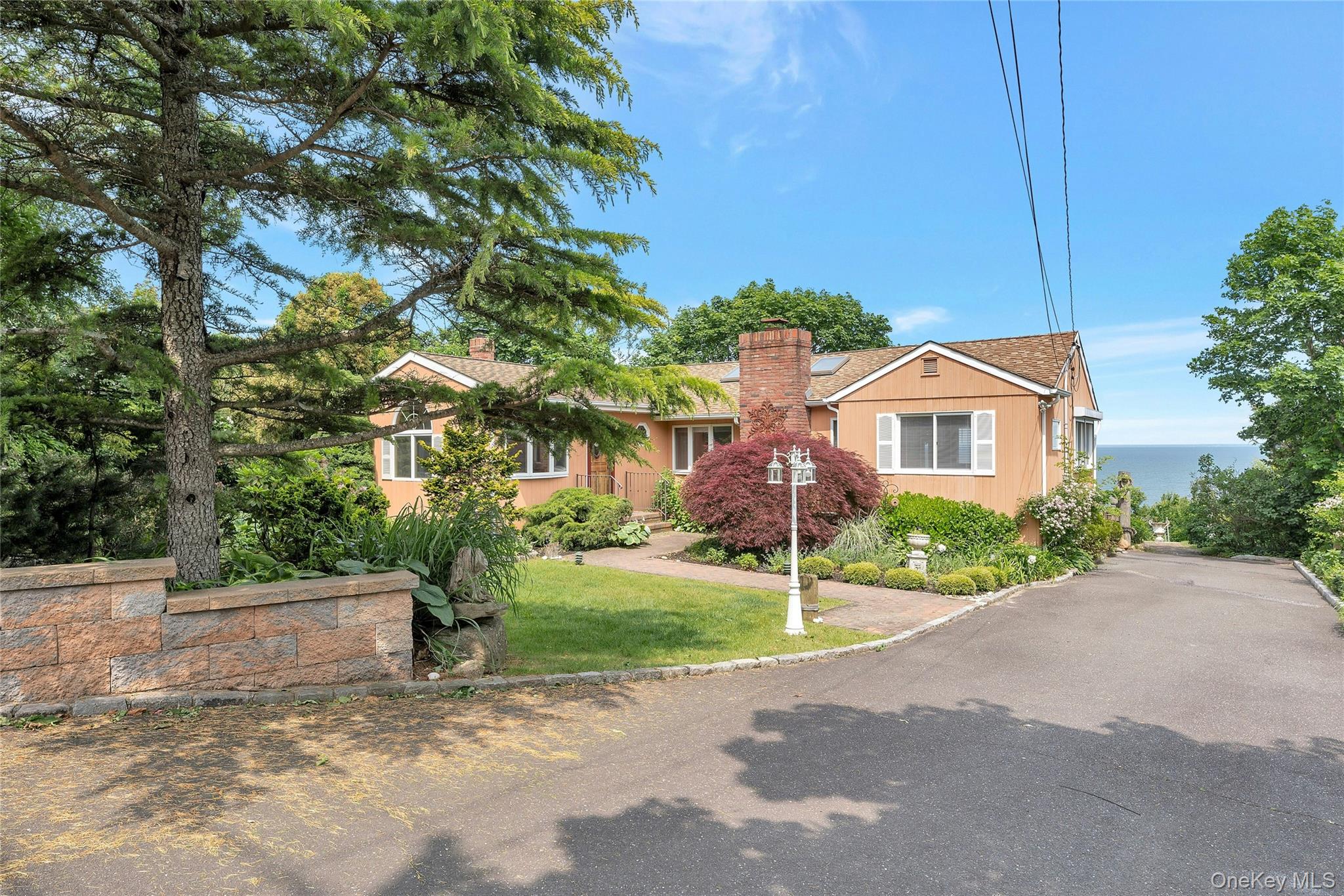 48 Crows Nest Drive, Baiting Hollow, NY 11901