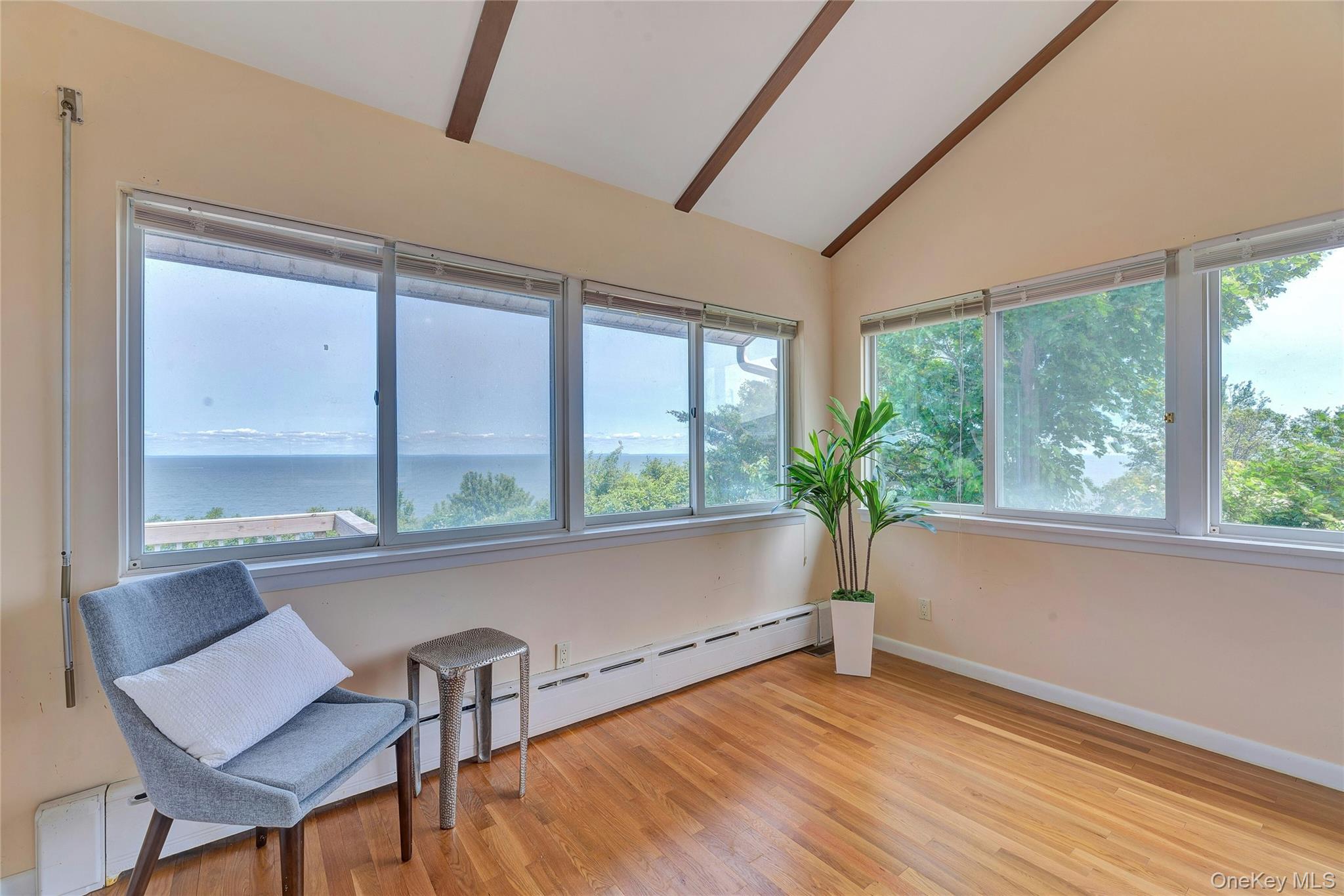 48 Crows Nest Drive, Baiting Hollow, NY 11901