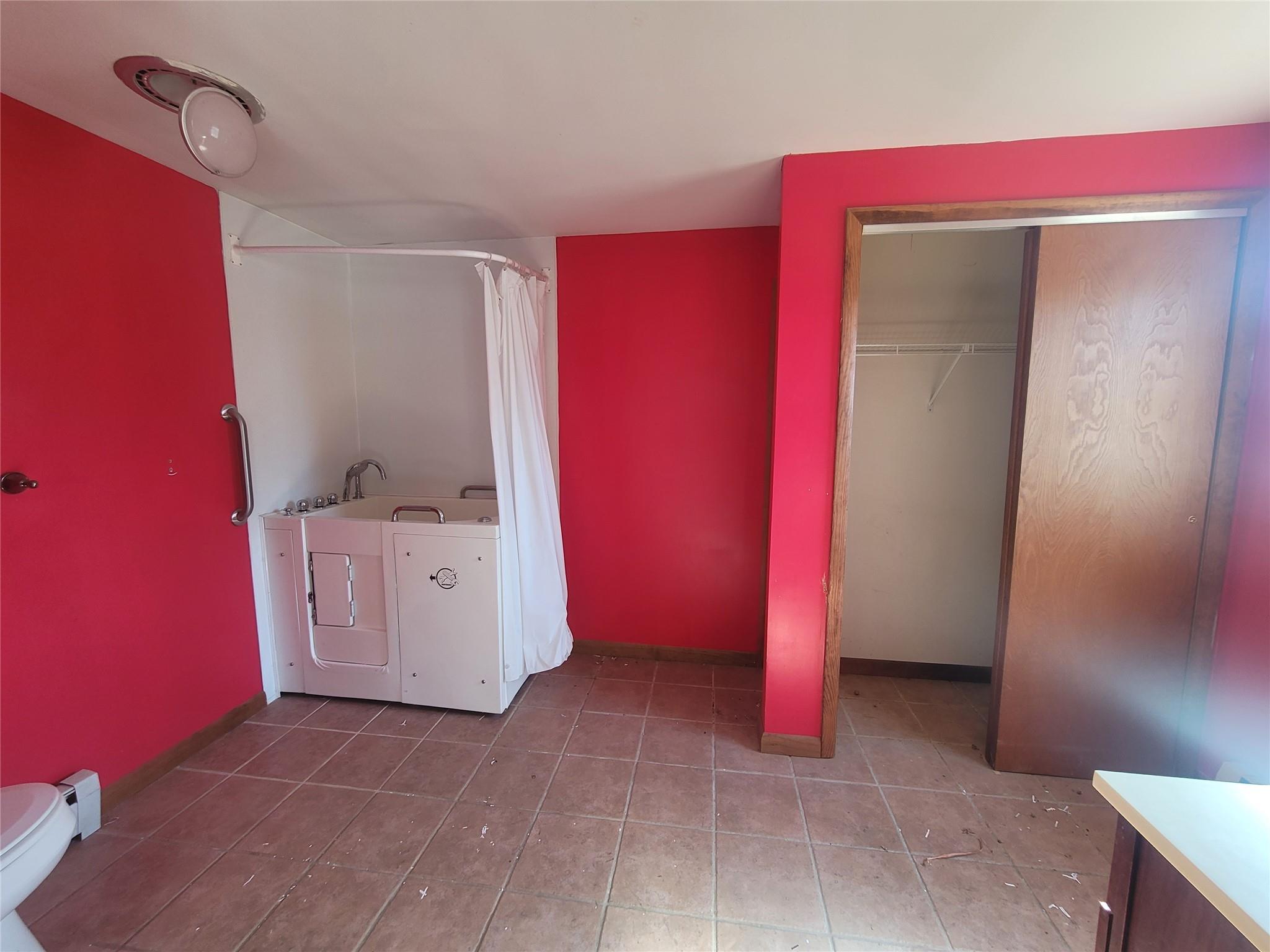 26 Rolling Meadows Road, Livingston Manor, NY 12758