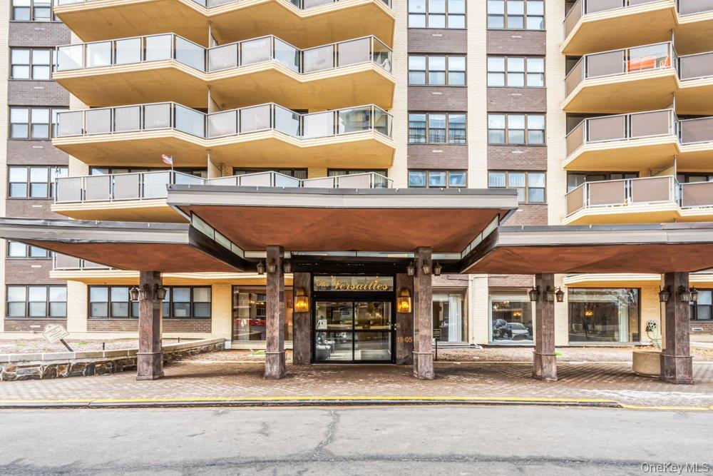 18-05 215 Street # 6D, Bayside, NY 11360