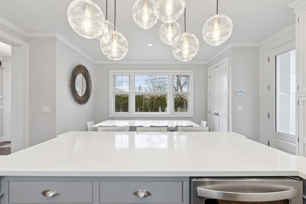 124 Willow Street, Southampton, NY 11968