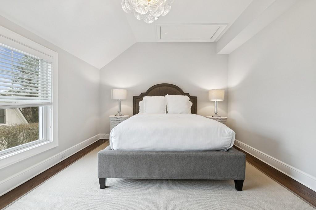 124 Willow Street, Southampton, NY 11968