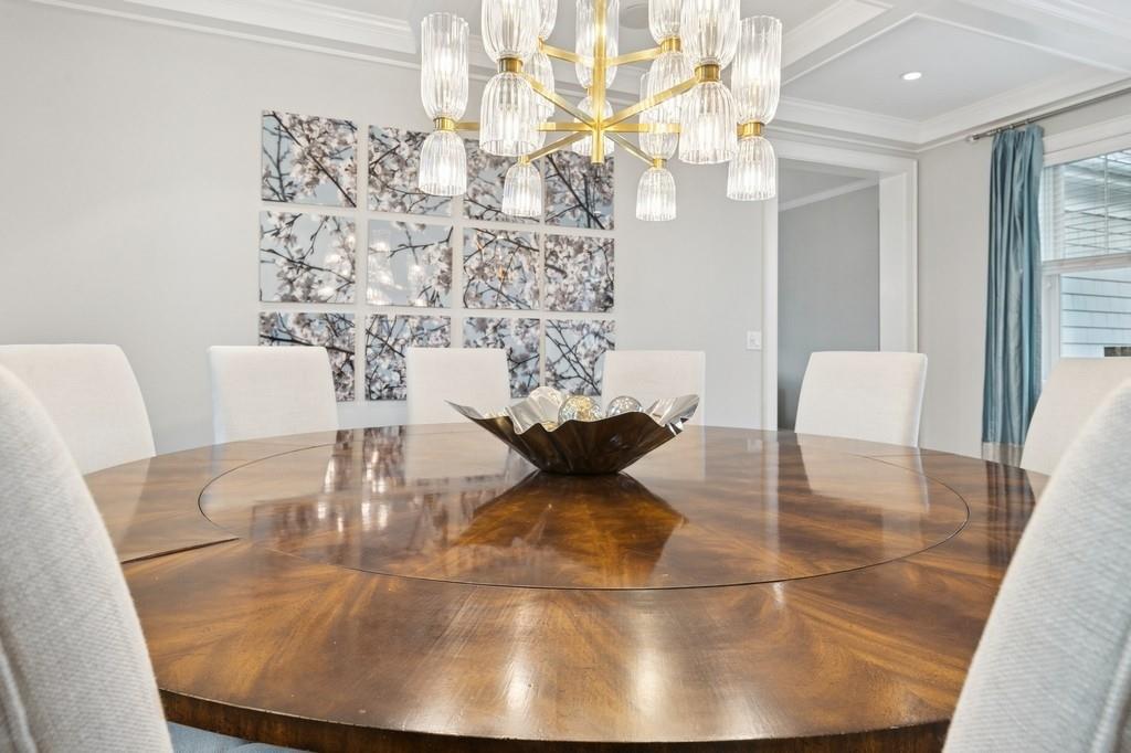 124 Willow Street, Southampton, NY 11968