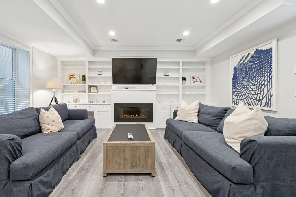 124 Willow Street, Southampton, NY 11968