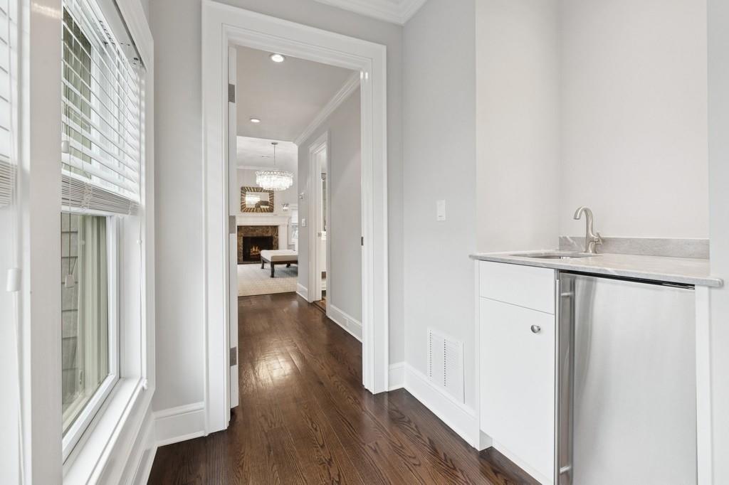 124 Willow Street, Southampton, NY 11968