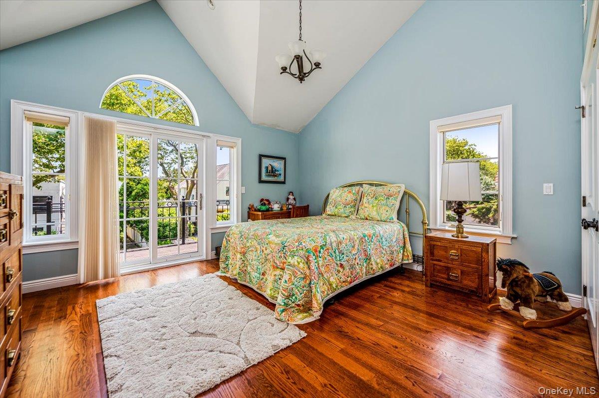 83 Ithaca Avenue, Atlantic Beach, NY 11509