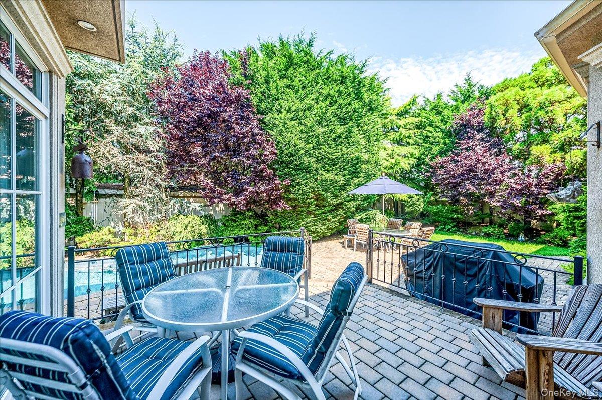 83 Ithaca Avenue, Atlantic Beach, NY 11509