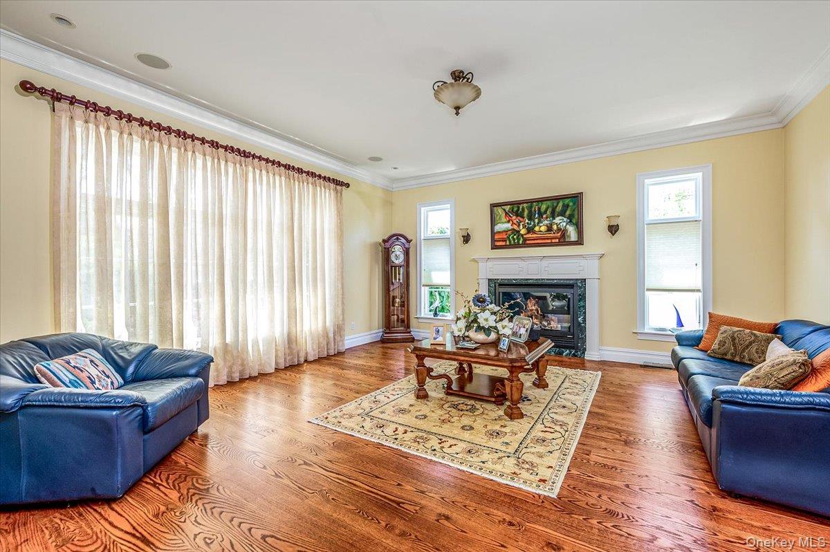 83 Ithaca Avenue, Atlantic Beach, NY 11509