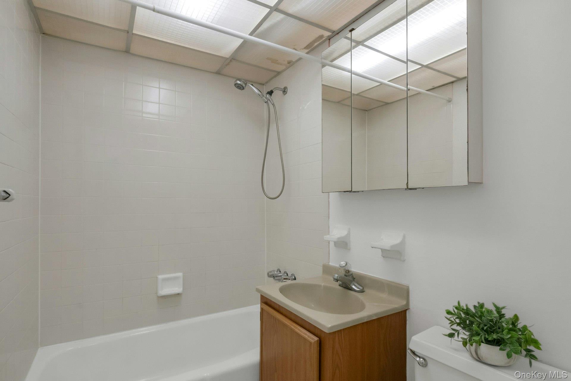 1 David Lane # 2-G, Yonkers, NY 10701