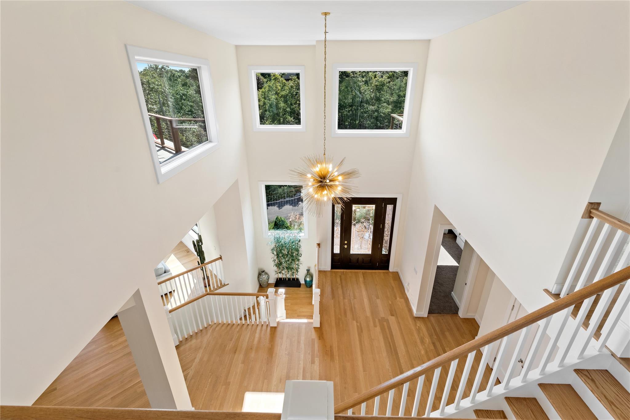 89 Old Canoe Place Road, Hampton Bays, NY 11946