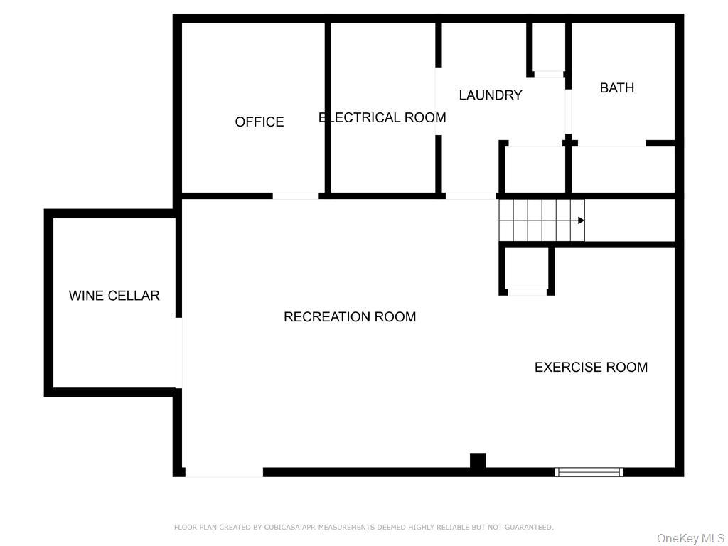 20 Northern Parkway E, Plainview, NY 11803