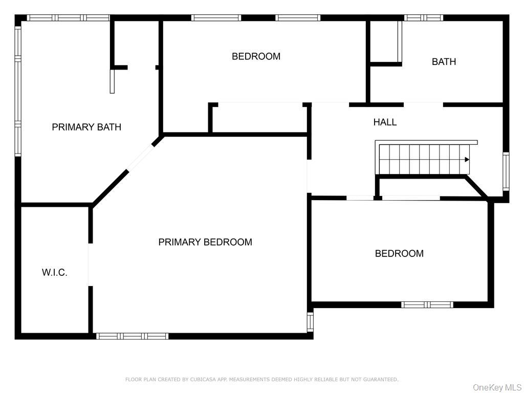 20 Northern Parkway E, Plainview, NY 11803