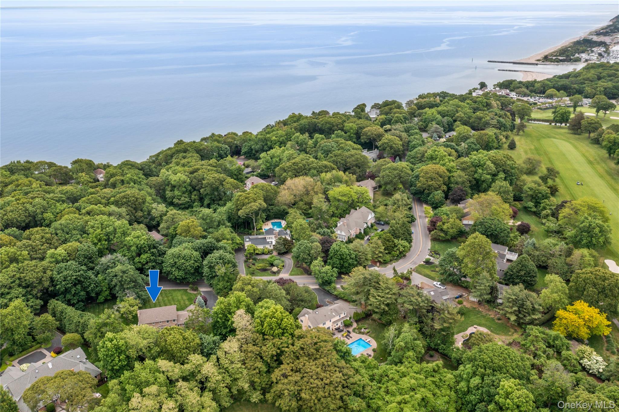 10 Fairway Drive, Port Jefferson, NY 11777