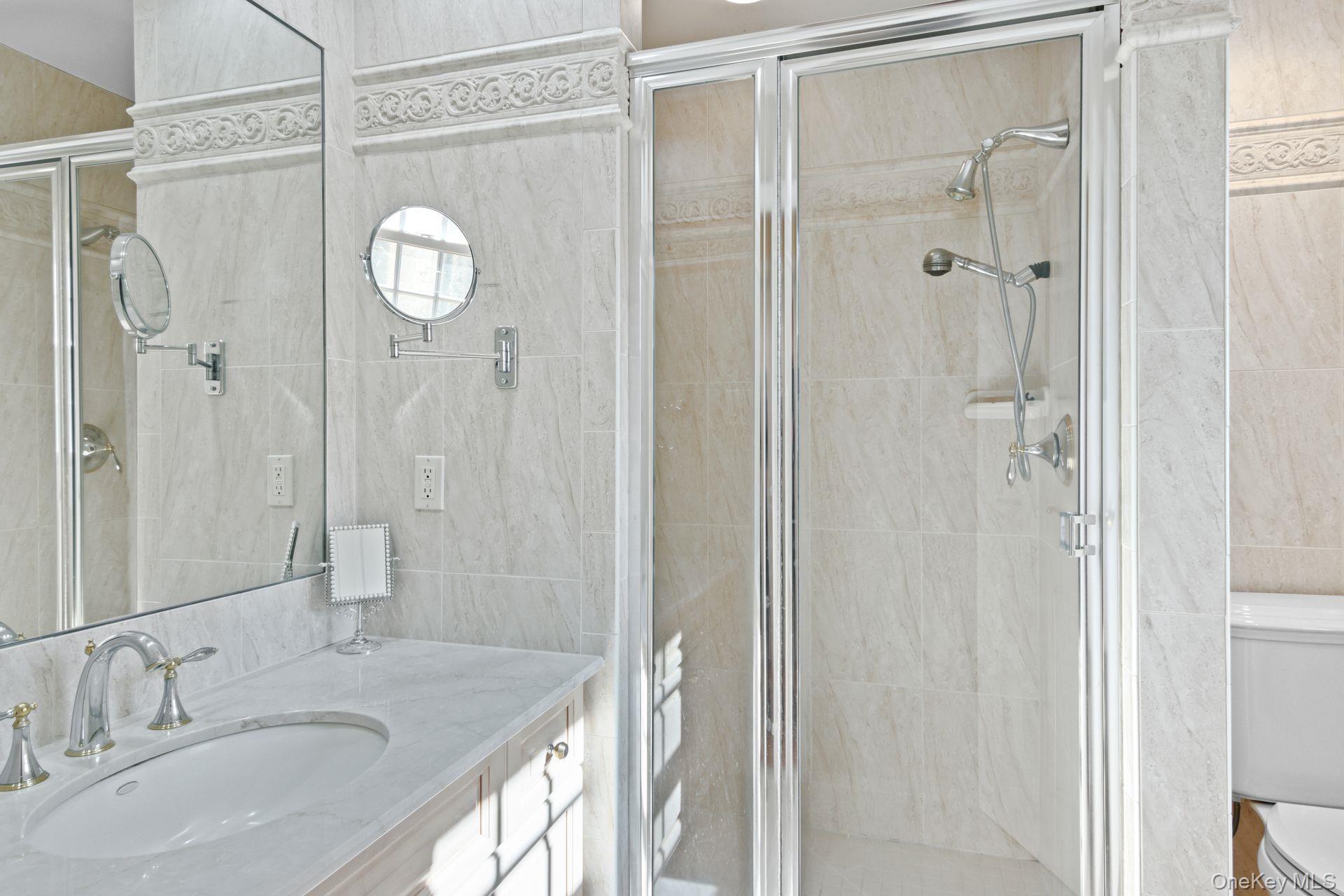 10 Fairway Drive, Port Jefferson, NY 11777