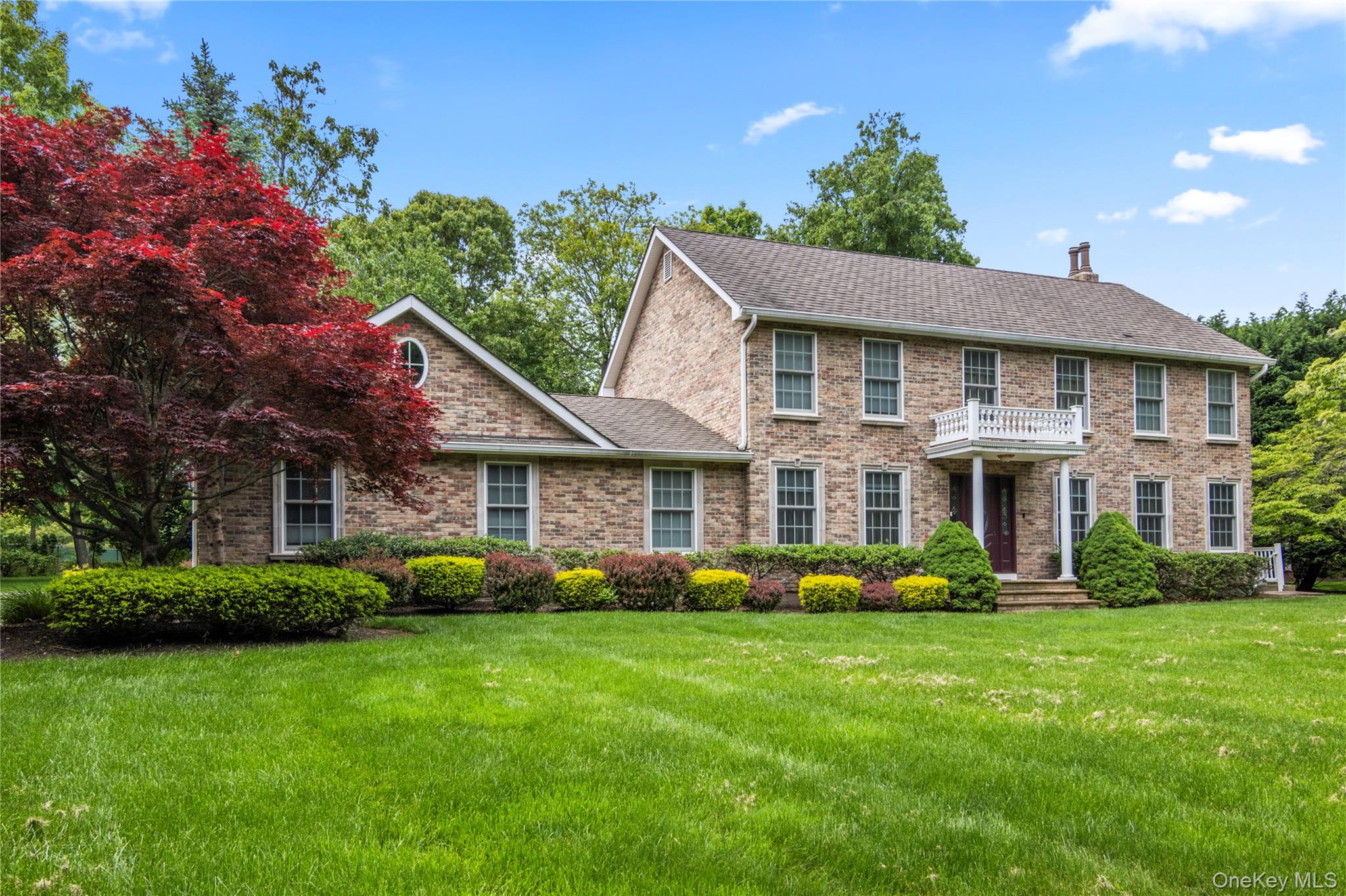 10 Fairway Drive, Port Jefferson, NY 11777