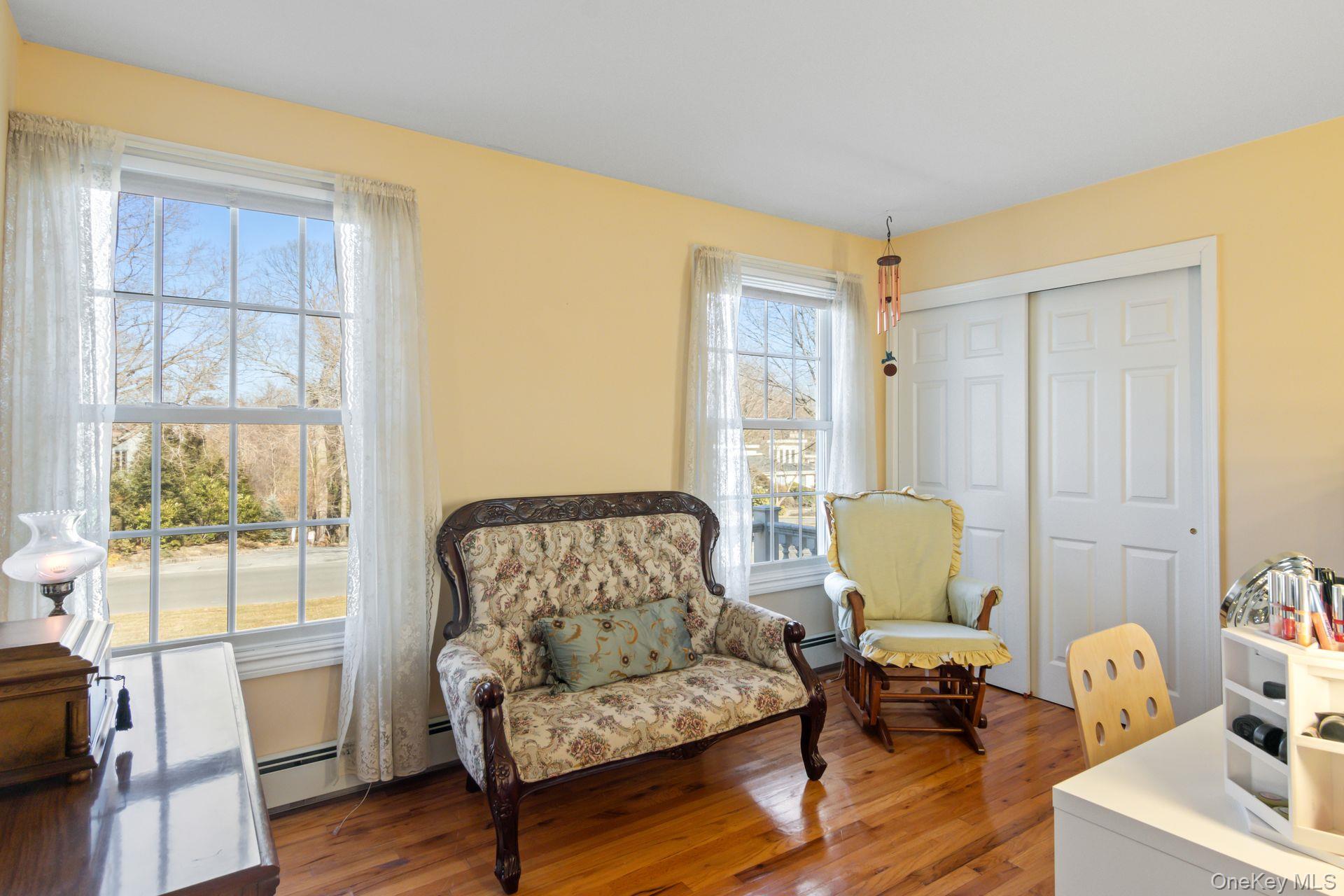 10 Fairway Drive, Port Jefferson, NY 11777