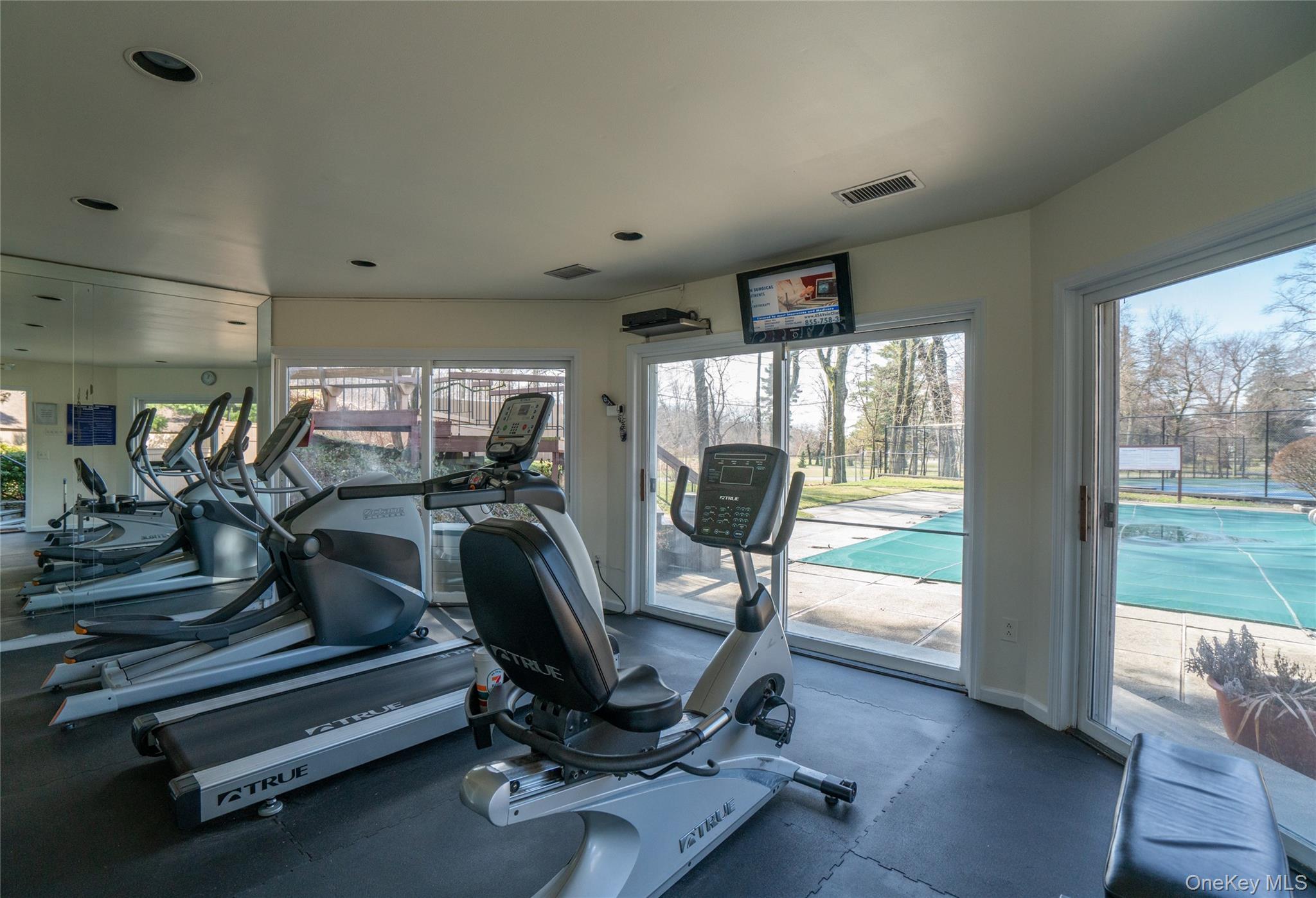 707 Eagle Bay Drive, Ossining, NY 10562