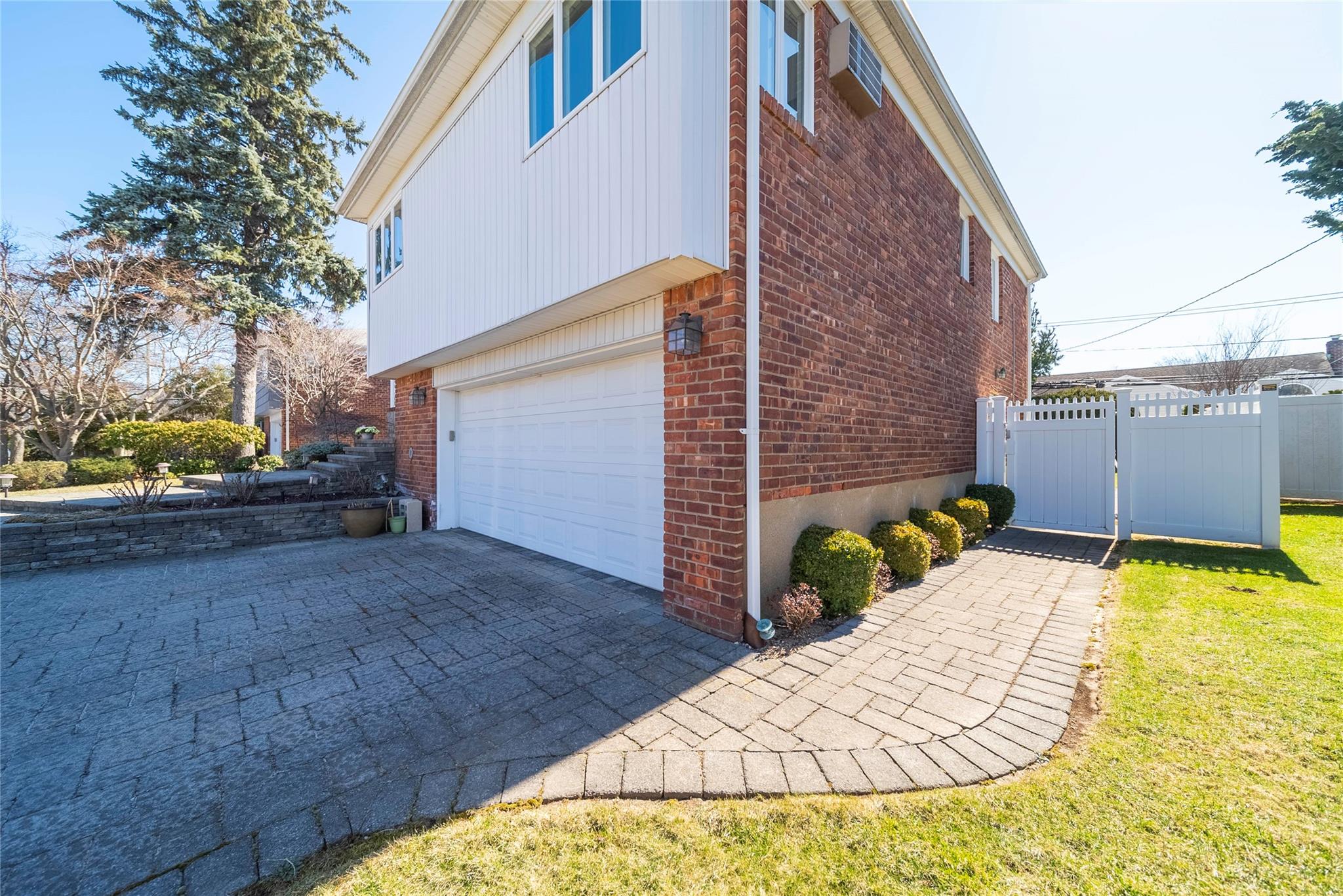 1544 Andrews Lane, East Meadow, NY 11554