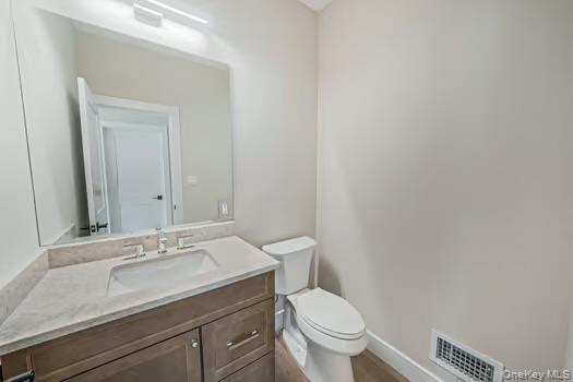 329 Weeks Avenue, Manorville, NY 11949