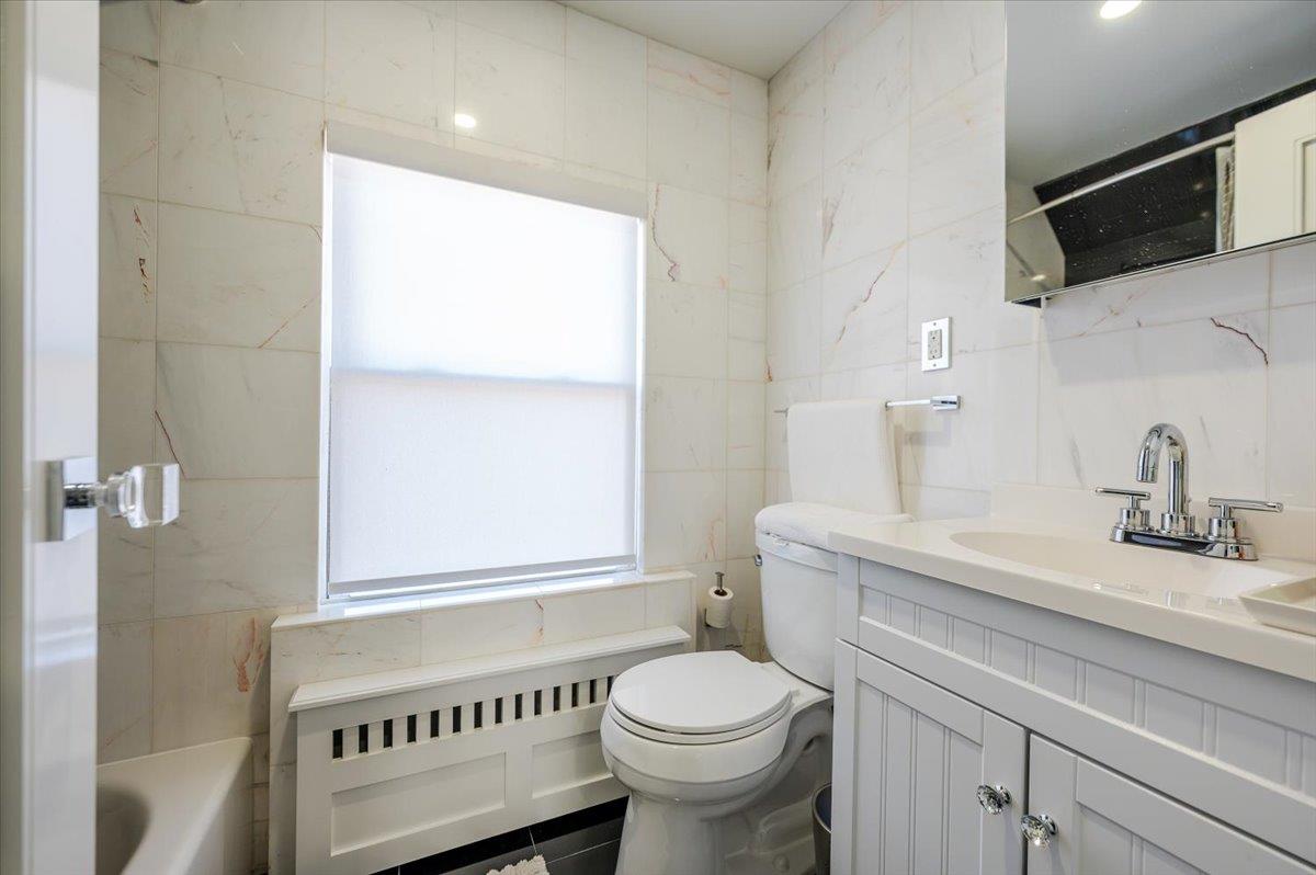 1846 Williamsbridge Road, Bronx, NY 10461