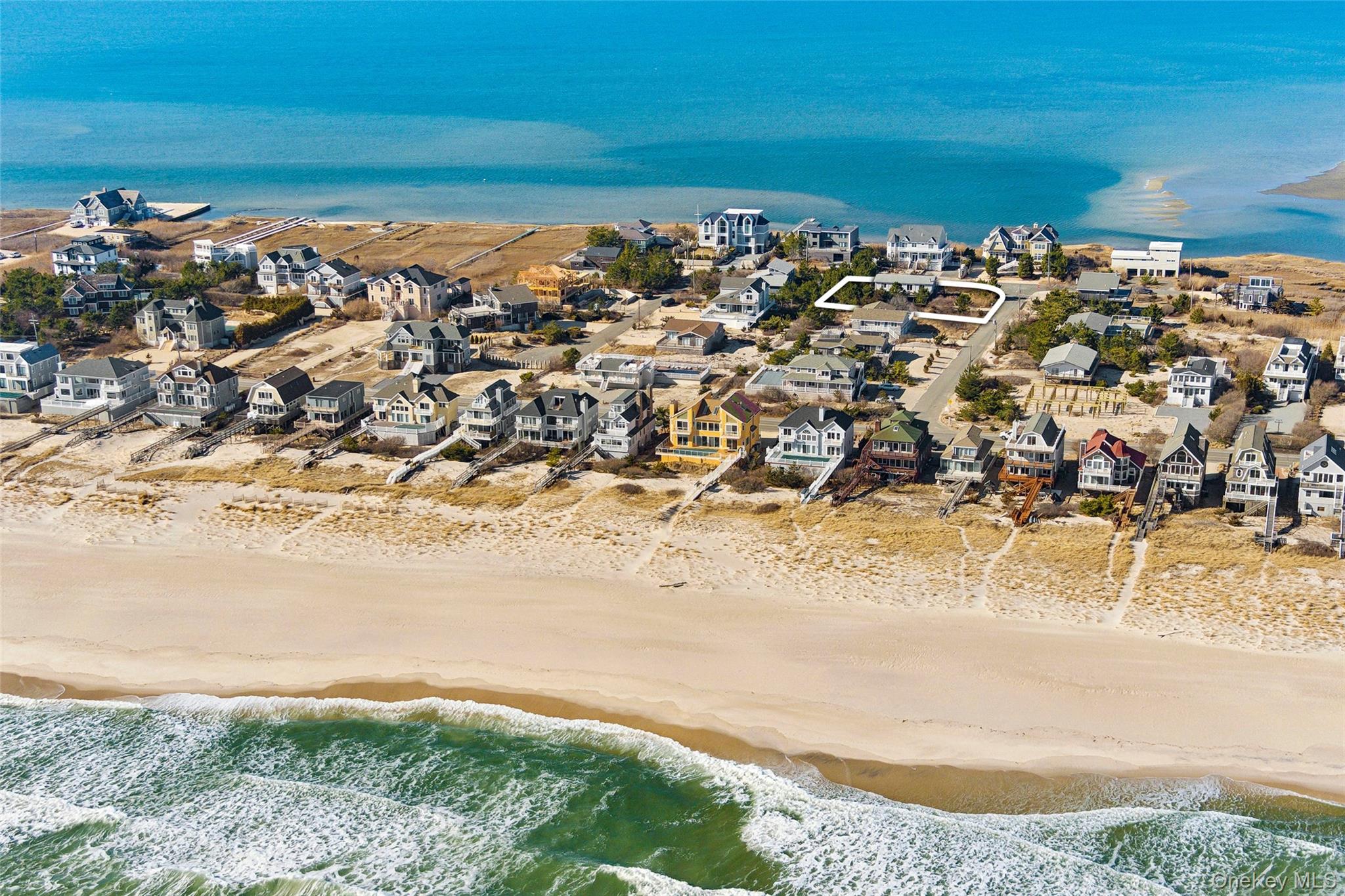 7 Cove Lane, Westhampton Dunes, NY 11978