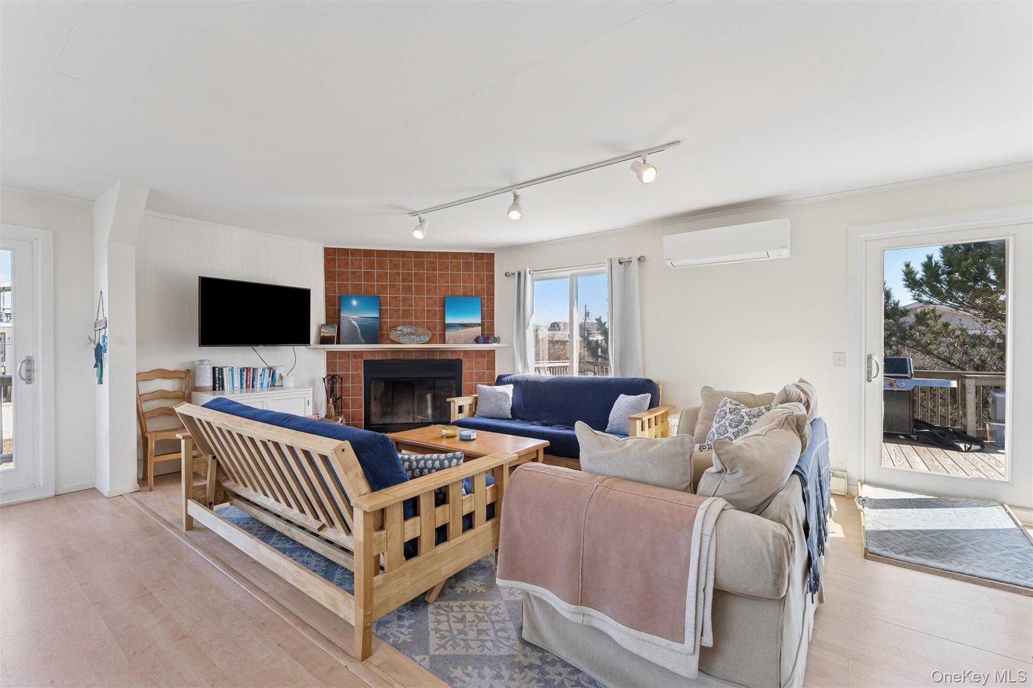 7 Cove Lane, Westhampton Dunes, NY 11978