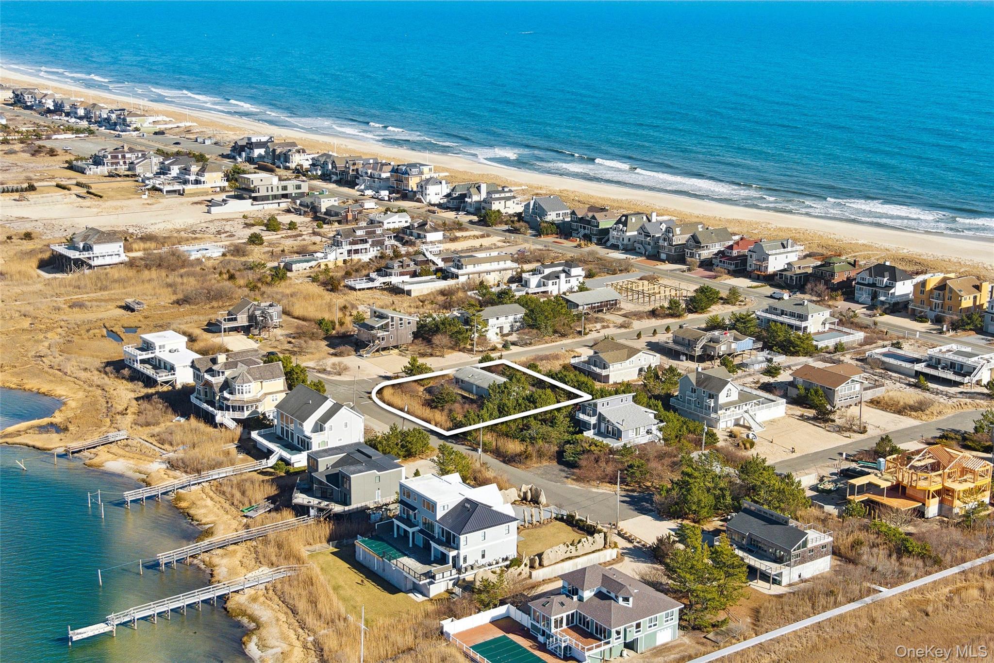 7 Cove Lane, Westhampton Dunes, NY 11978