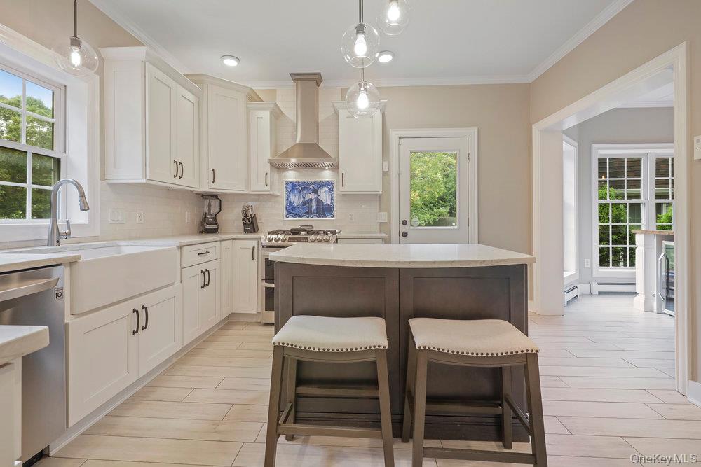 26 Boxtree Road, East Quogue, NY 11942