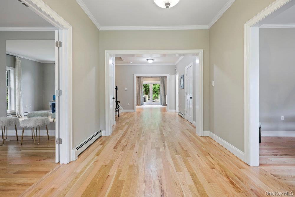 26 Boxtree Road, East Quogue, NY 11942