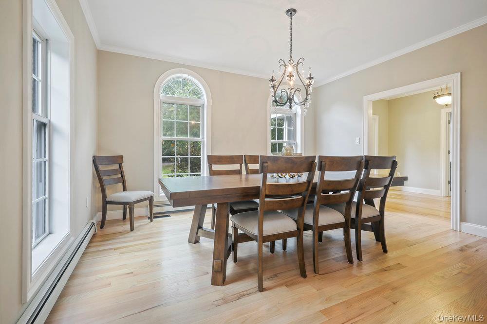 26 Boxtree Road, East Quogue, NY 11942