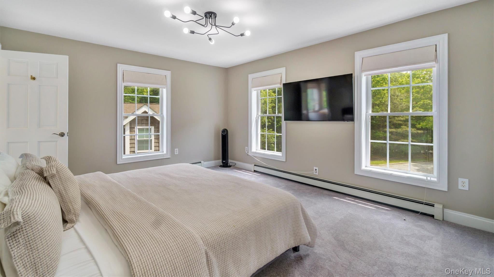 26 Boxtree Road, East Quogue, NY 11942