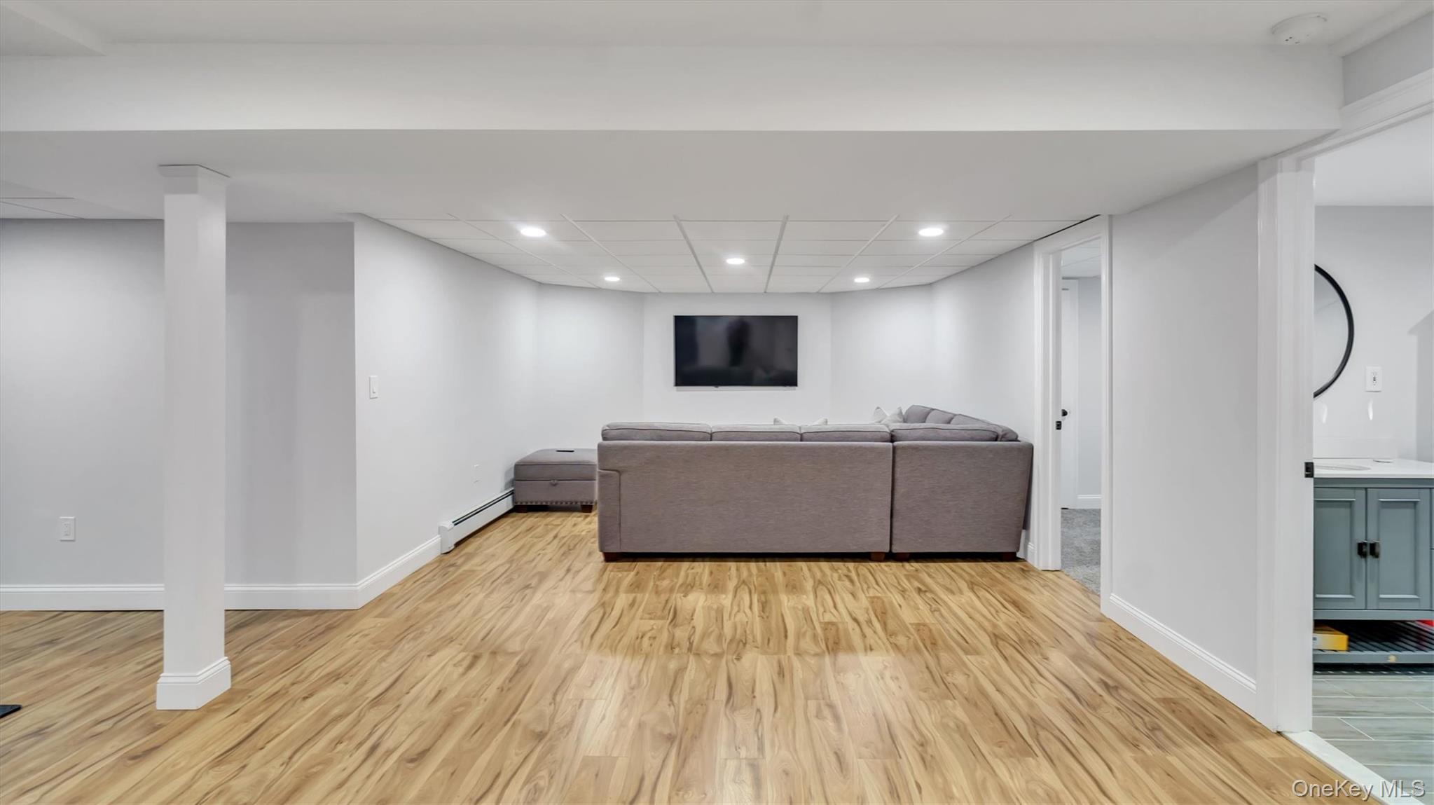 26 Boxtree Road, East Quogue, NY 11942