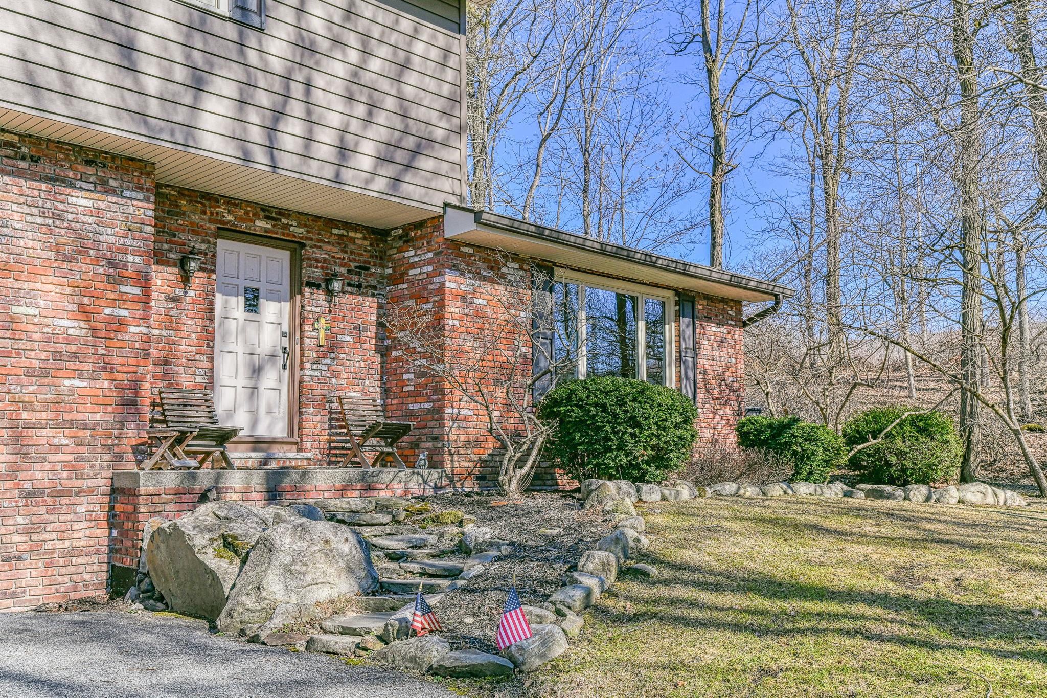 44 Felter Hill Road, Monroe, NY 10950