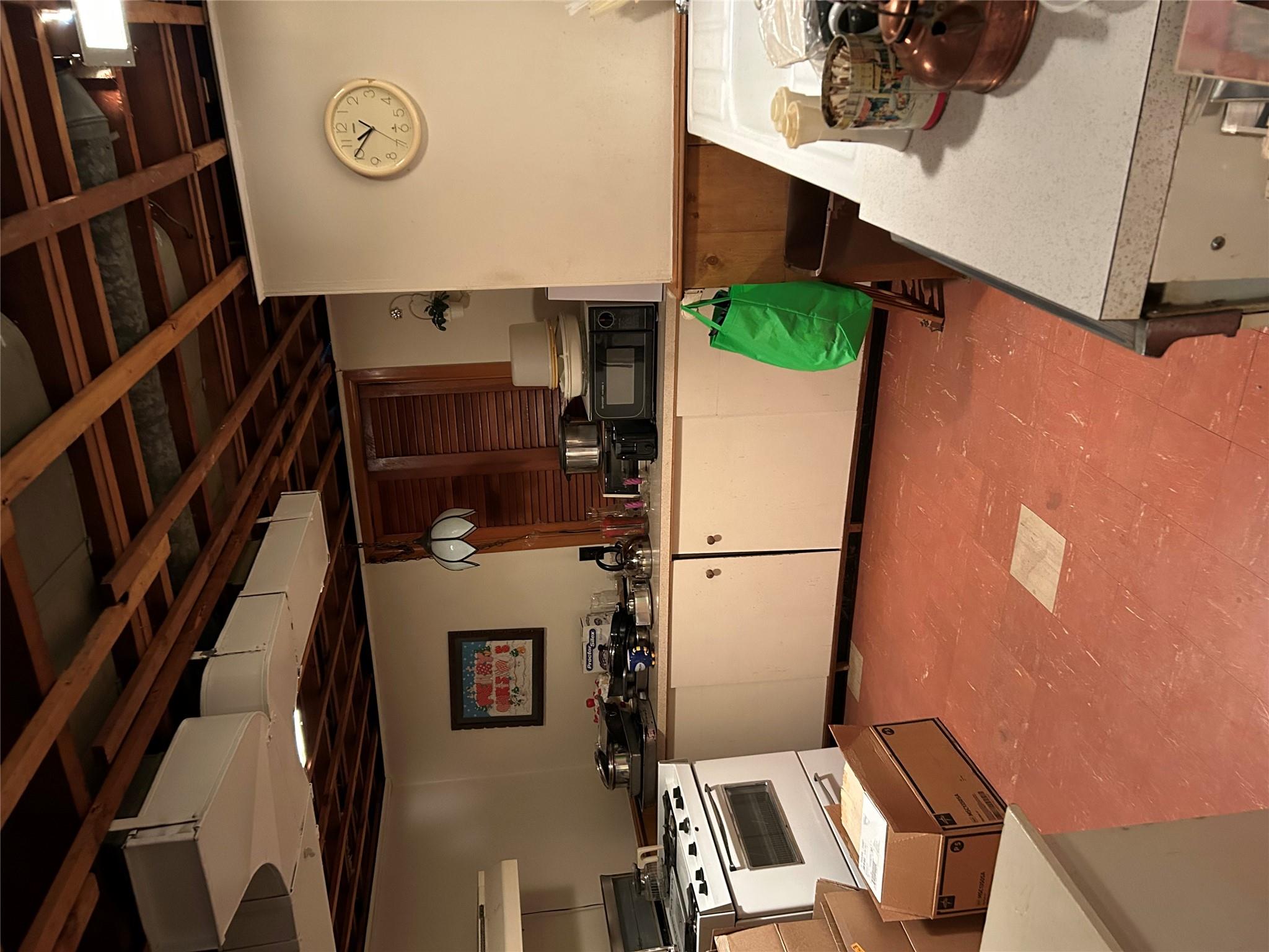 2 Yorkshire Road, New Hyde Park, NY 11040