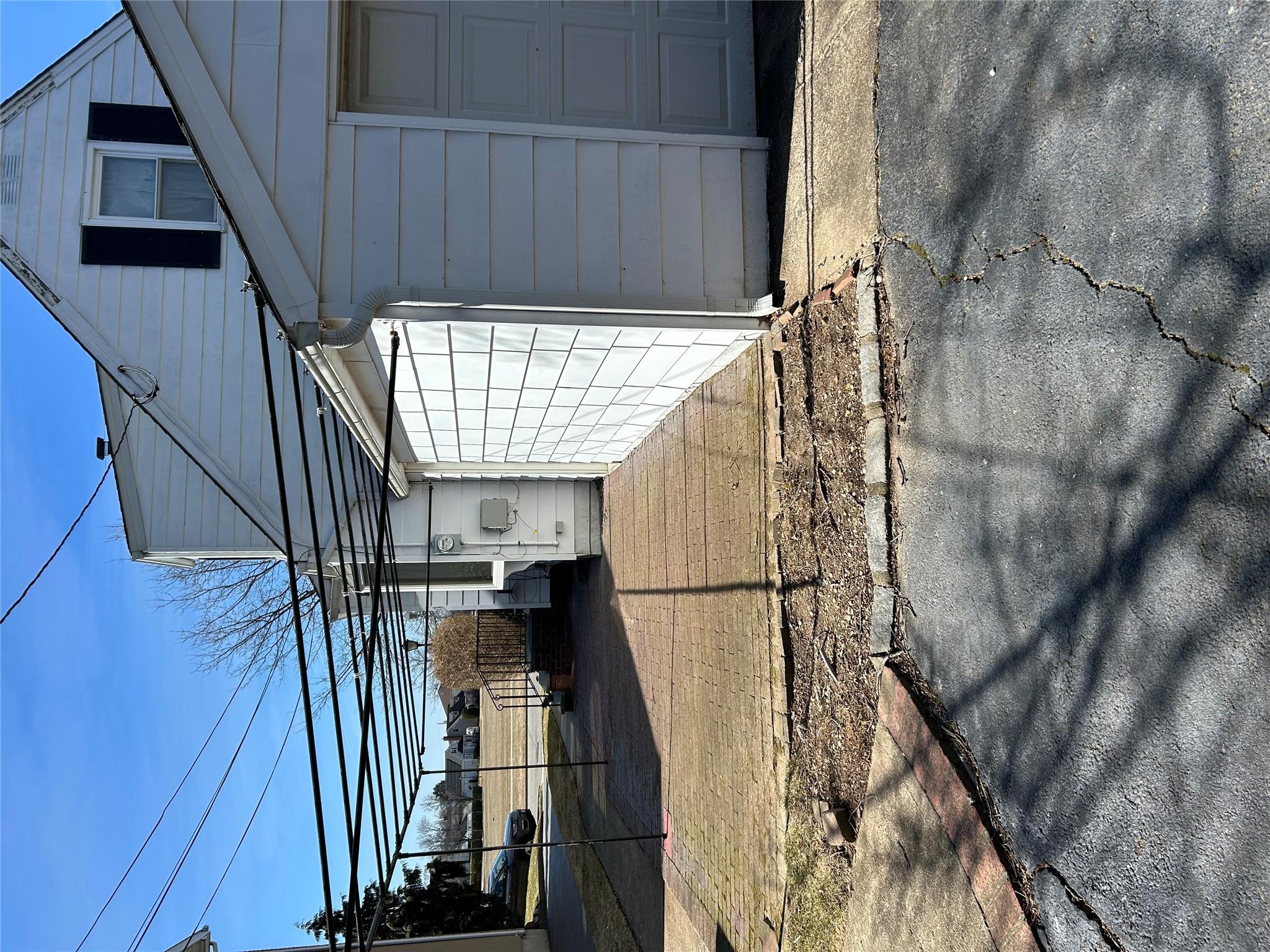 2 Yorkshire Road, New Hyde Park, NY 11040