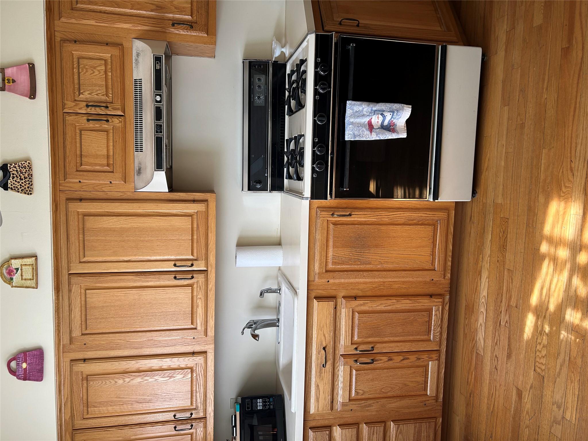 2 Yorkshire Road, New Hyde Park, NY 11040